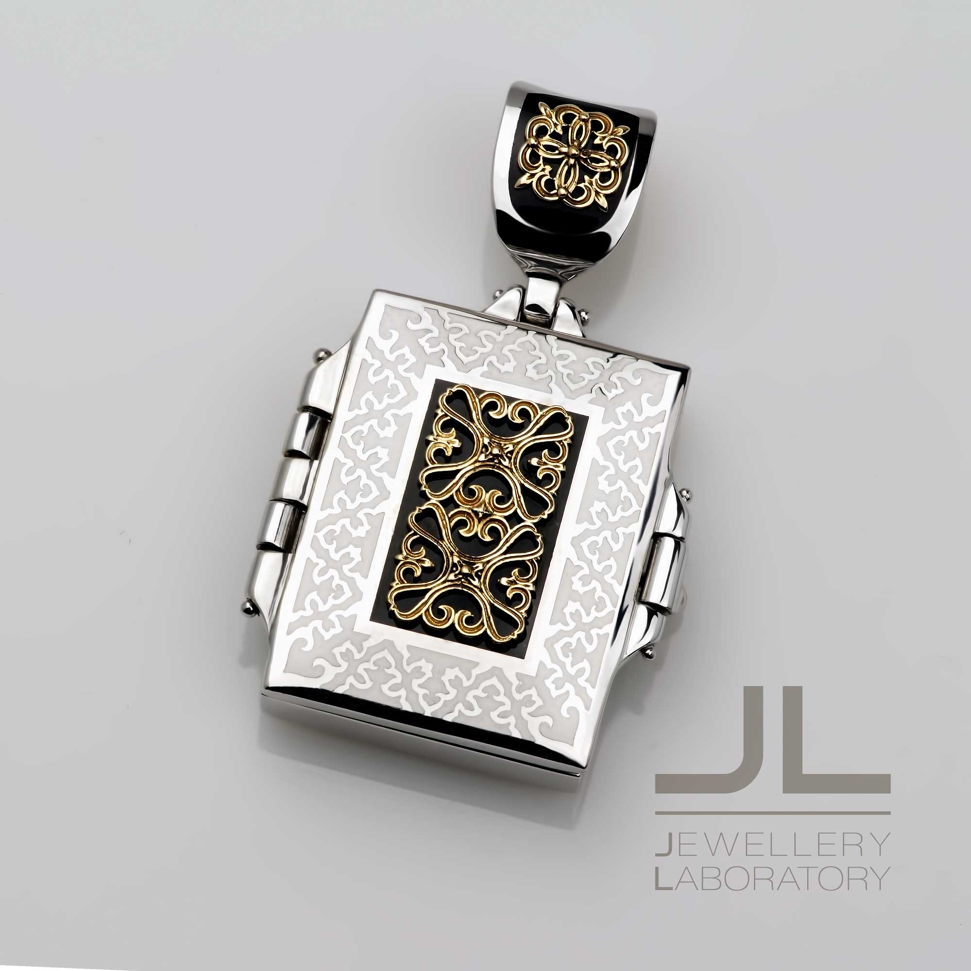 Мусульманская подвеска-футляр №4